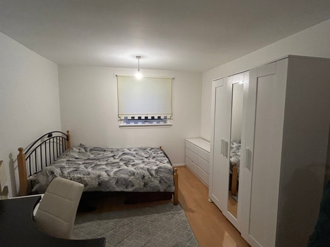 Large Double Room for Rent in Dennistoun  Main Photo