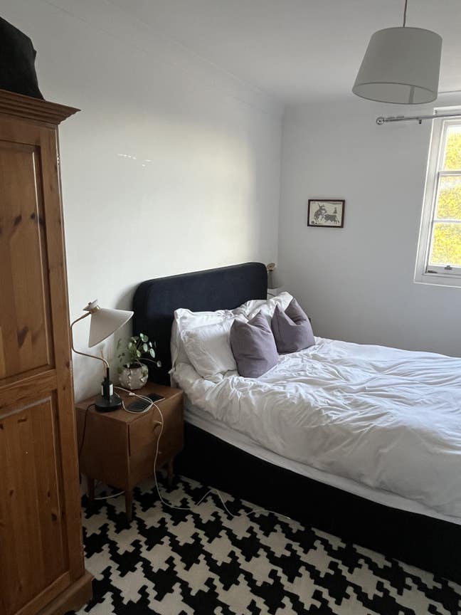 Double bedroom available near Clissold Park Main Photo