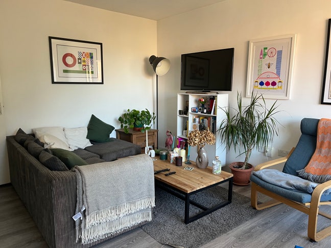 Double room in a friendly flat - Finsbury Park Main Photo