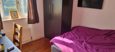 Double room in quiet shared house Main Photo