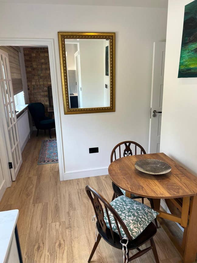 Very Large Studio in Hanger Lane  Main Photo