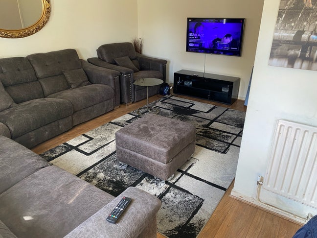 3 Bed House  Main Photo