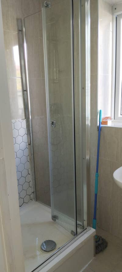 Double&pound; 700  suitable 2 boys or girls & couple  Main Photo
