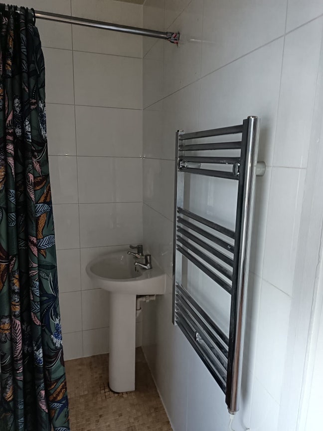 Single occupancy studio flat  Main Photo