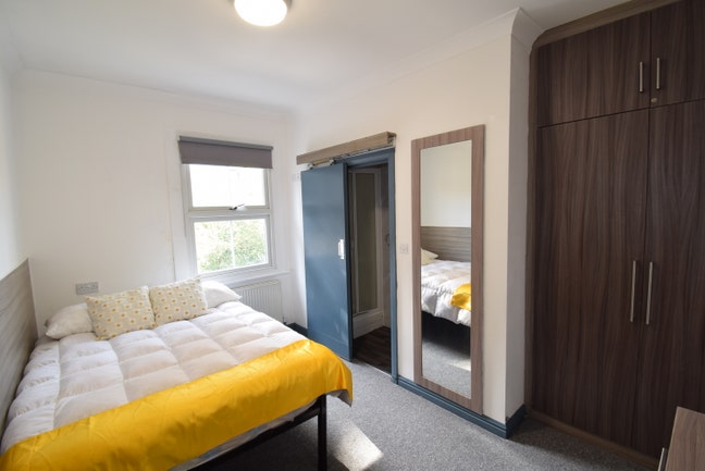 Last En-suite available Close to Imperial Main Photo