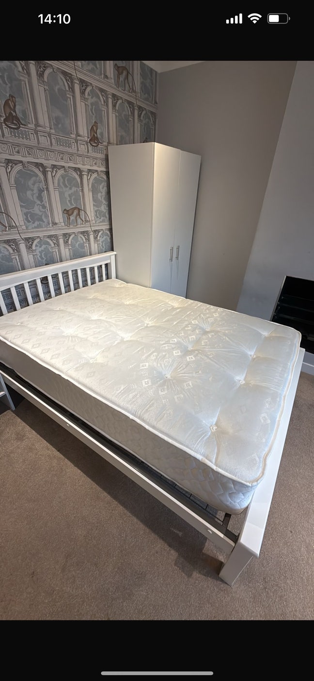 2 bedrooms in Ladbroke Grove available now! (28Br) Main Photo