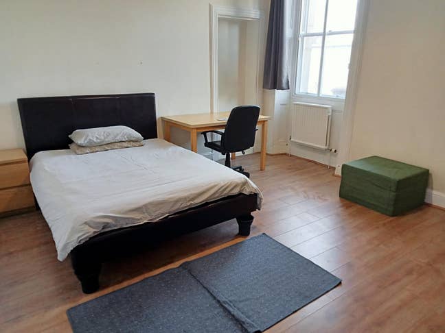Large double room and single room Gorgie  Main Photo