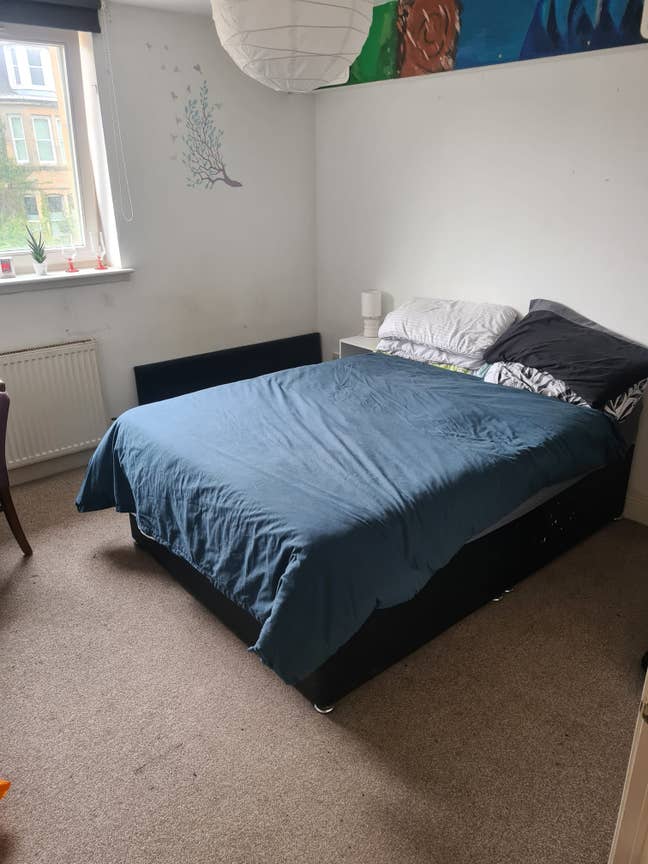 Large lovely double bedroom in available Abbeyhill Main Photo
