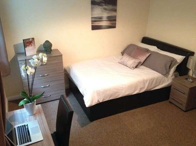 Double Room with All Bills Included - Shoreham  Main Photo