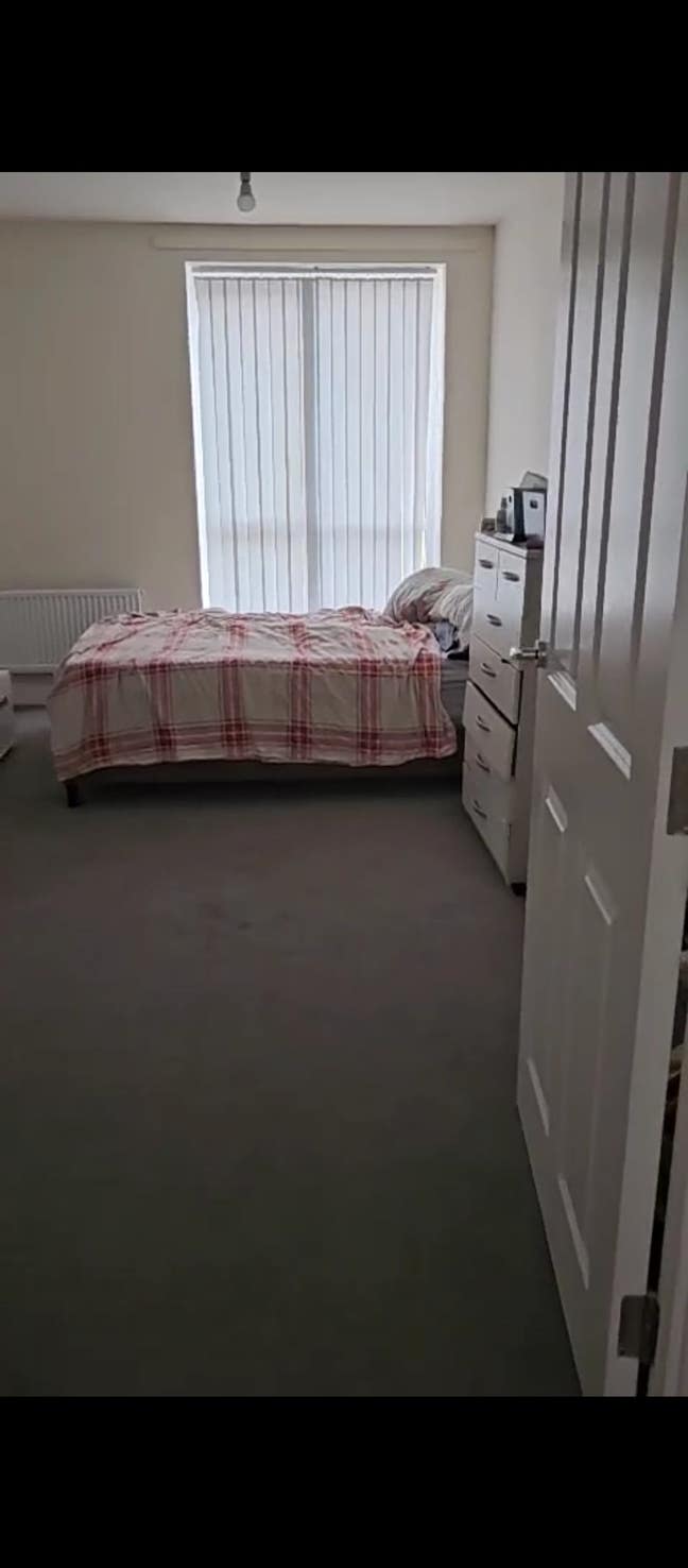 Dable room in a scapious 2bed flat Main Photo