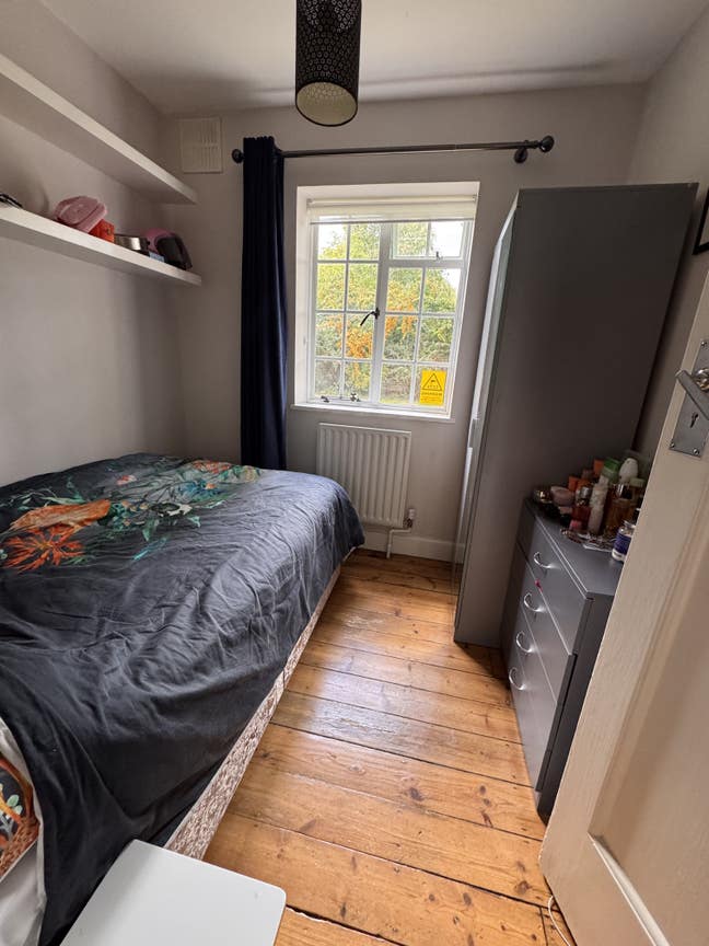 Lovely warm clean safe flat. Main Photo
