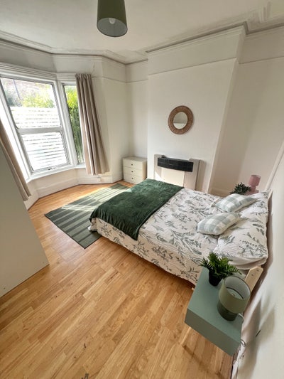 2 Cozy Double Single Use 🏠  Main Photo