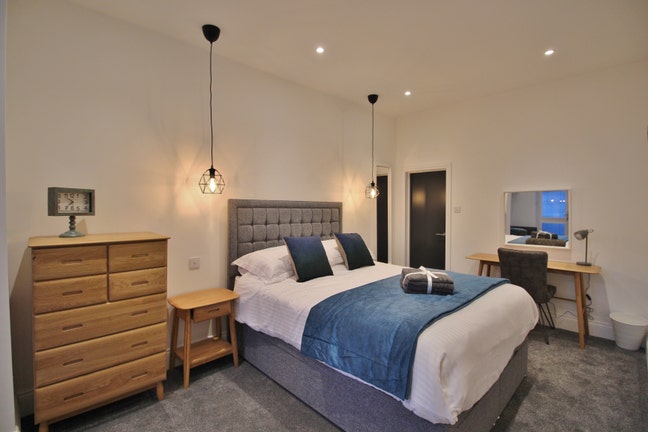 Propod 4 Couples Bedroom with Own Courtyard Main Photo