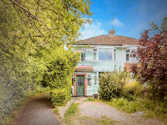 Double room to rent (Mon-Fri) ideal for crew  Main Photo