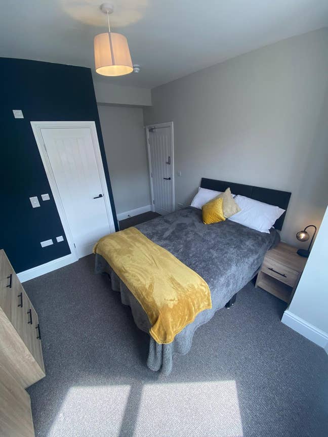6 Just Refurbed Rooms to Let - Modern Home DN1 Main Photo
