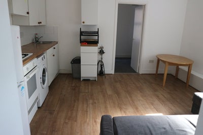 1 bedroom flat to let on leyton bakers arms Main Photo