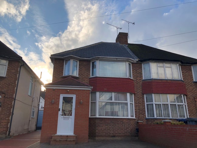 Furnished Double Rm, Colindale, house share £900/m Main Photo