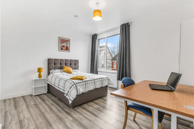 En Suite Double Rooms Beeston, NG9 Main Photo