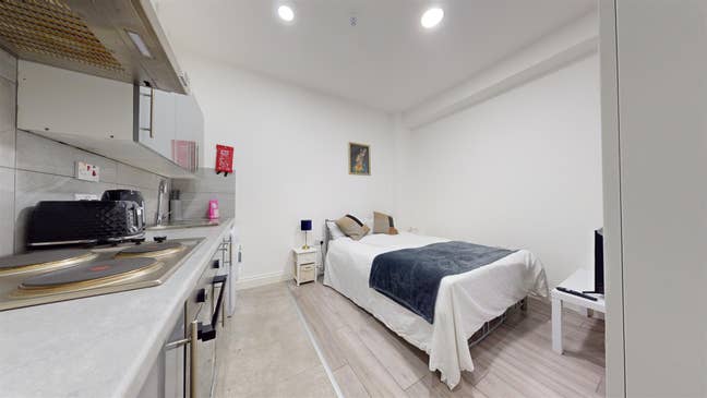 Studio Flat In Brondesbury, All Bills Inclu Main Photo