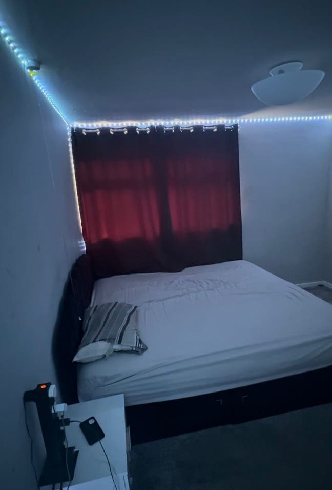 1 Master bedroom   Main Photo