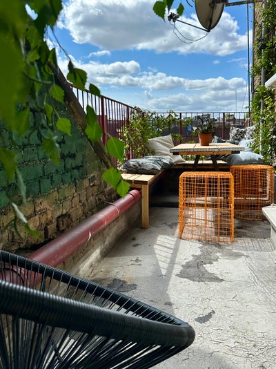 Double room in well located flat - Finchley Road. Main Photo