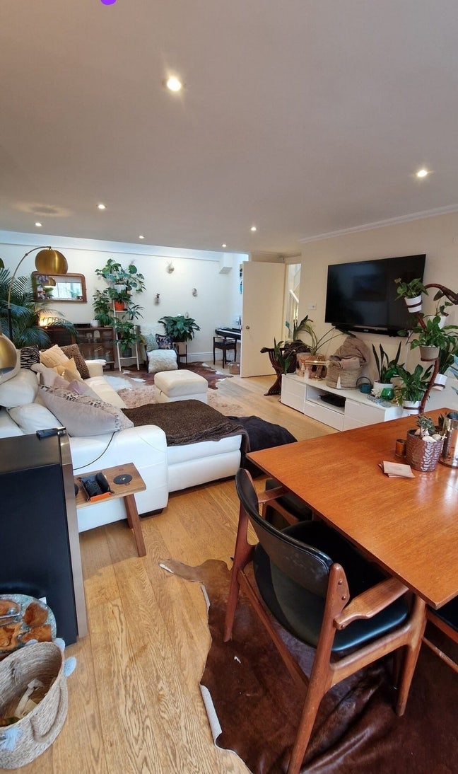 Double Room in Little Venice  Main Photo