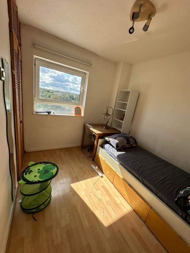 Single Room to Let- Wallington, SM6 8RW  Main Photo