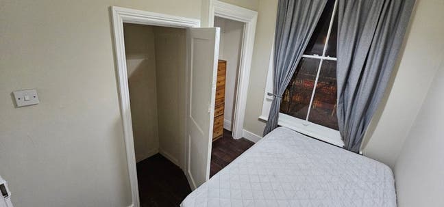 Small dble rm avail now, 1 min walk to Eliz Line Main Photo