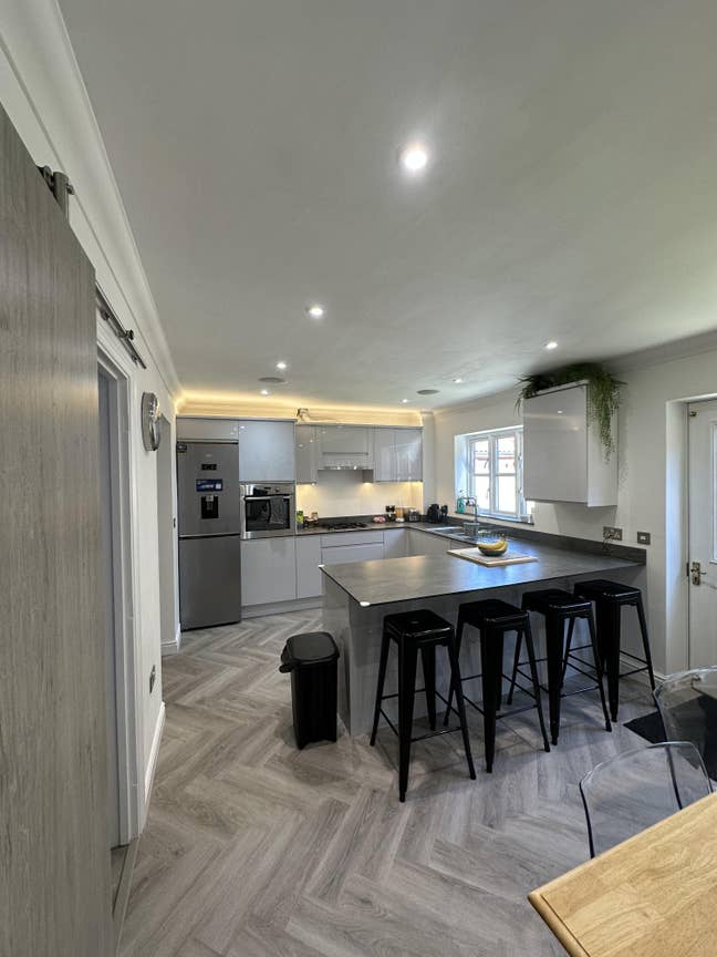 Newly refurbished house share available. Main Photo
