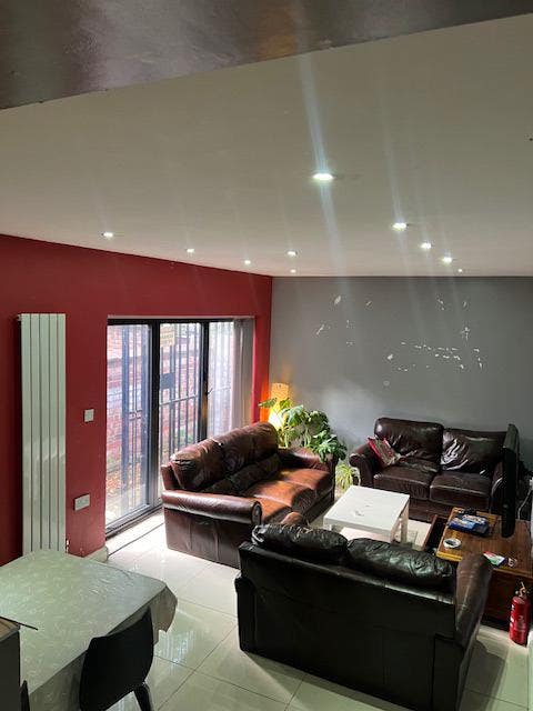 7 Bedroom House in Fallowfield Main Photo