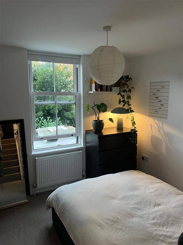Room for couple in leafy Stoke Newington Flat Main Photo