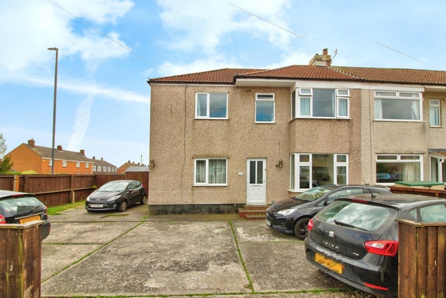 5 Bedroom Student House Available  Main Photo