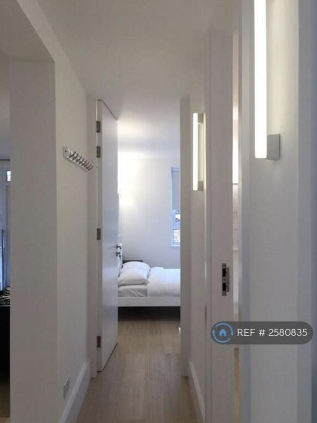 3-Bedroom flat in the heart of Notting Hill Main Photo