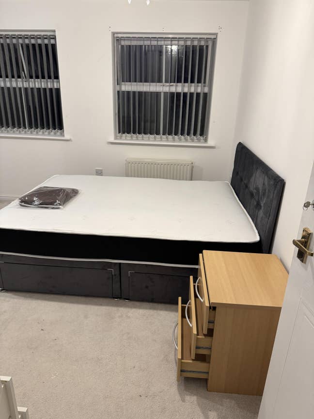 Rooms to let  Main Photo