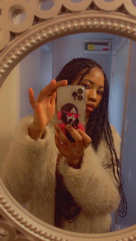 Professional Female seeks a single or double room Main Photo