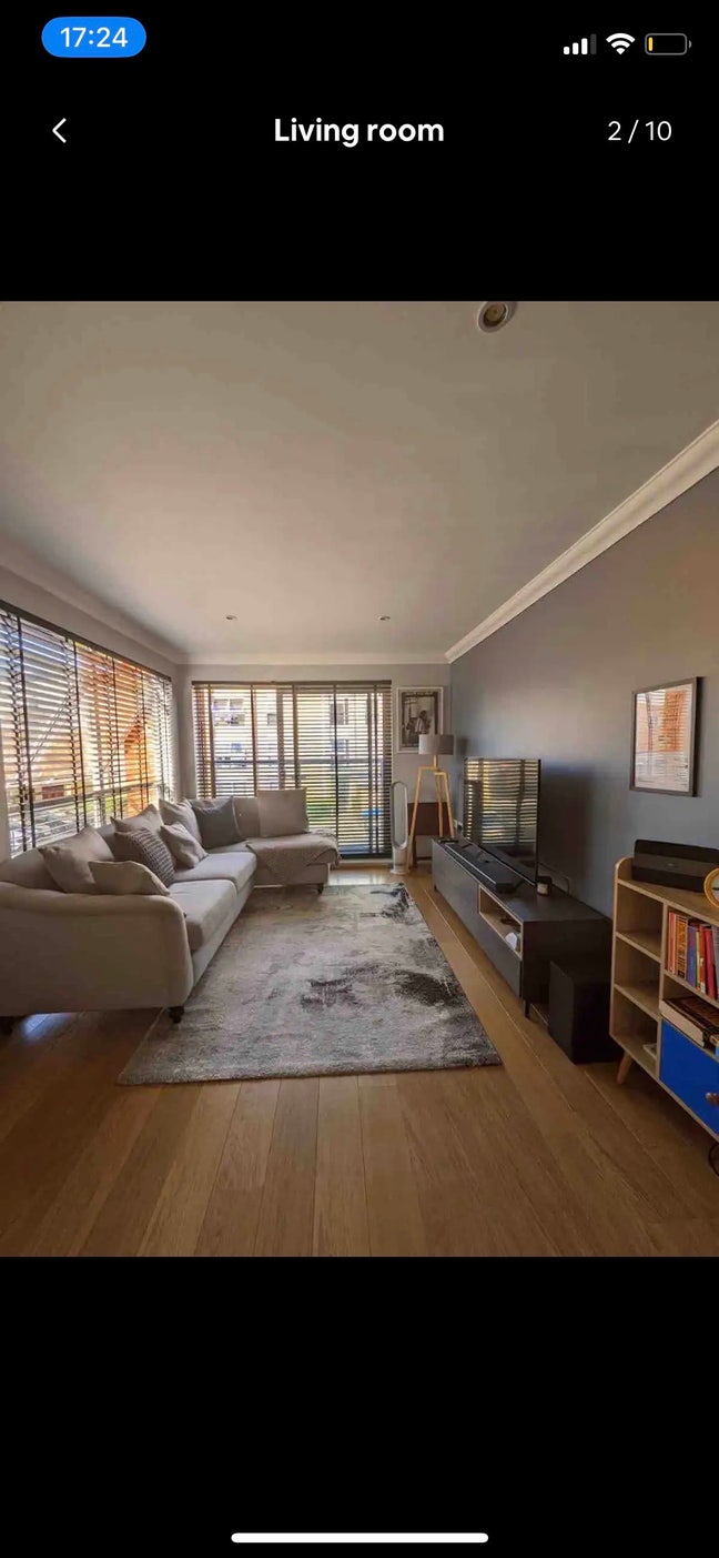 Double bedroom in 2 bedroom Dulwich flat Main Photo