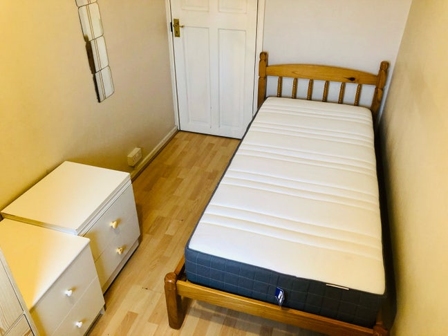 Great location, single room for rent all bills inc Main Photo