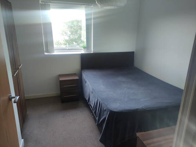 Double room with private bathroom £700(bills inc.) Main Photo