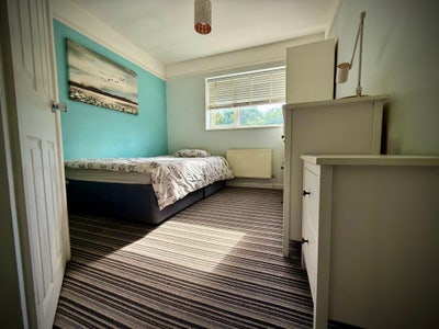  Luxury Double room - Highworth Road SN3 Main Photo