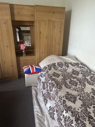 Lodger Required  Main Photo