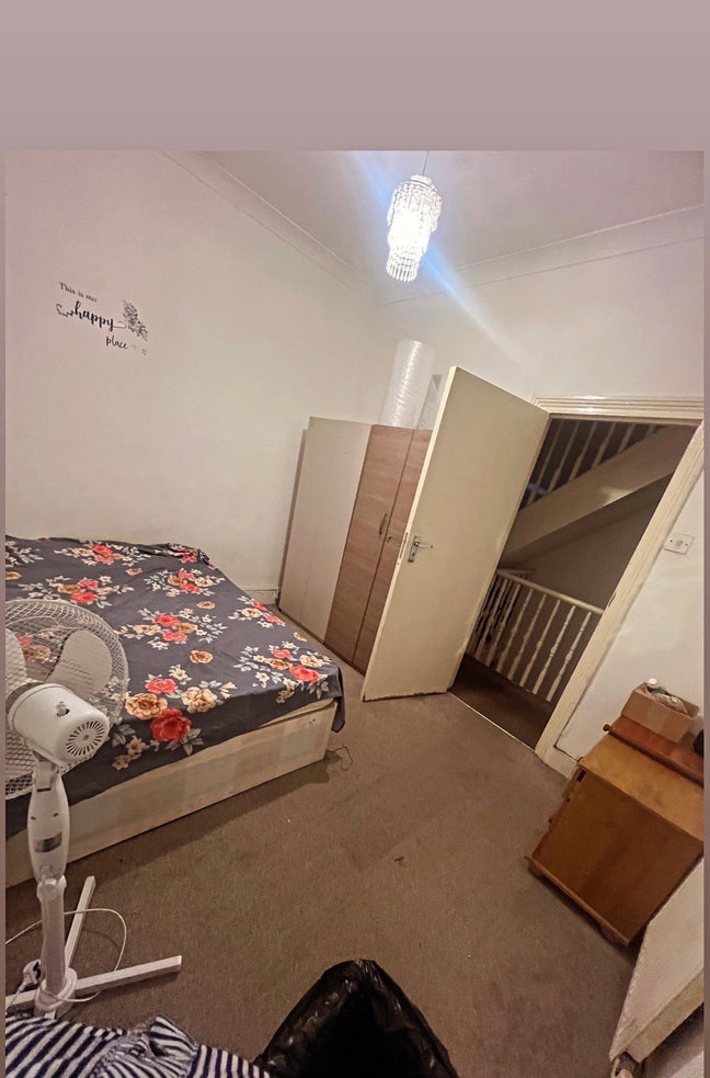 Double room 5min walk from Leyton station  Main Photo