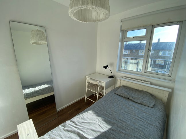 Shoreditch!! Amazing Rooms ! Single & Double ! Main Photo