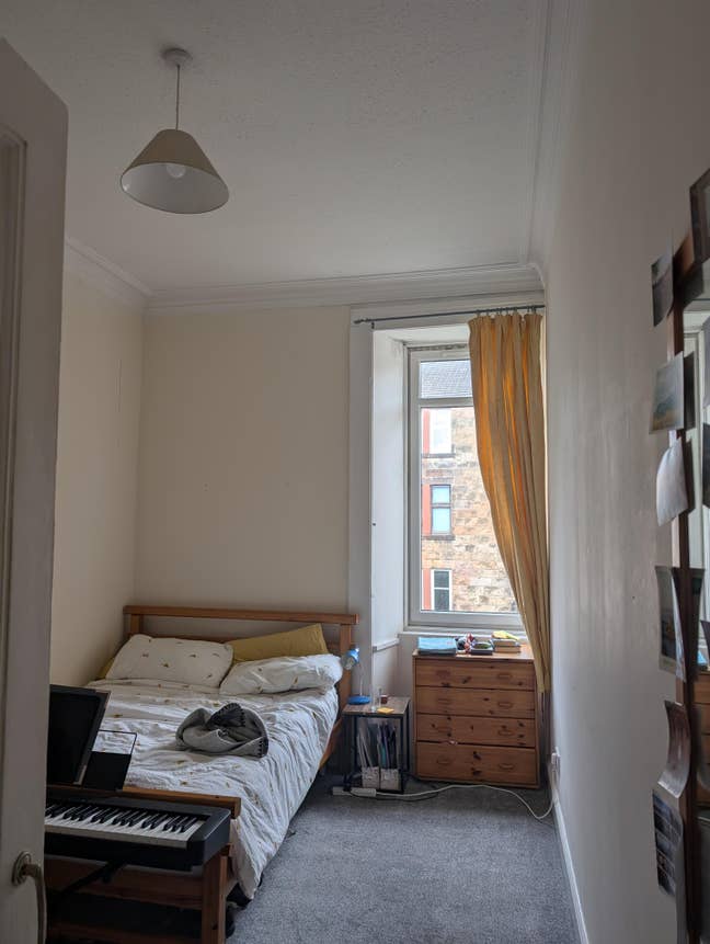 Patrick, West End, Room Available Main Photo