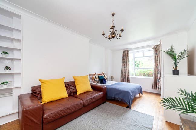 Three Bright Rooms near Roehampton University  Main Photo