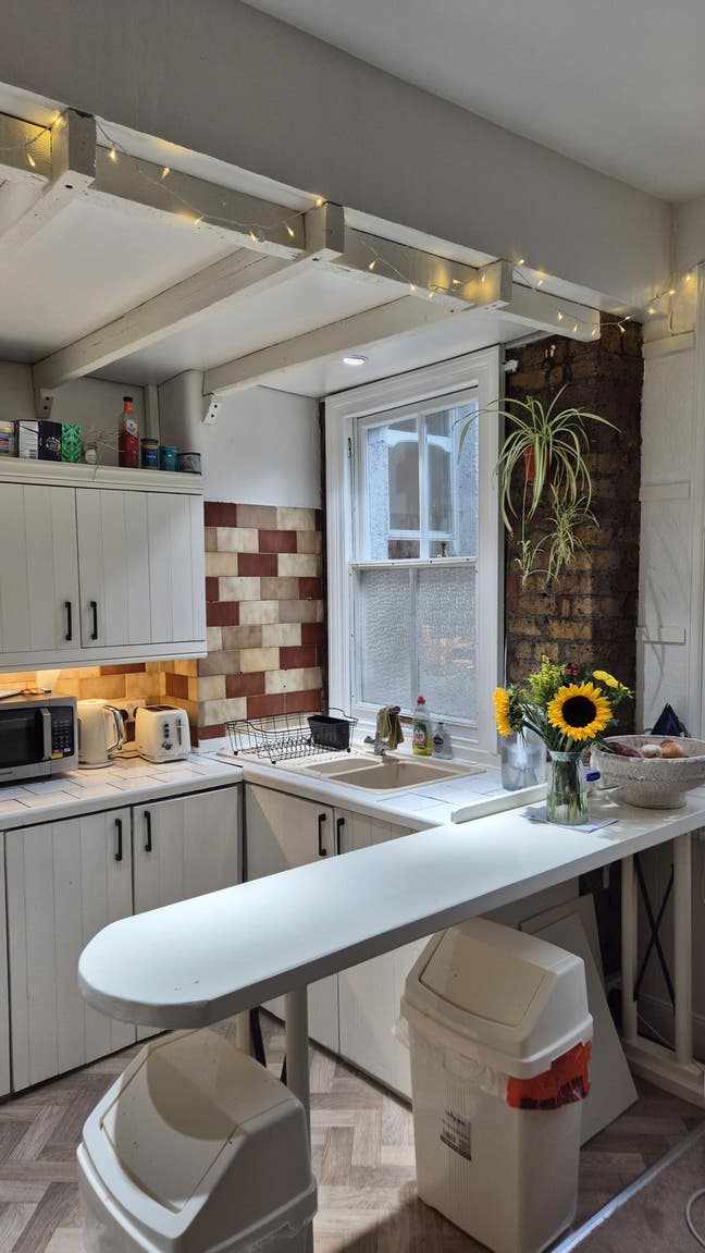 Double Room in Refurbished Tooting Bec Flat Main Photo