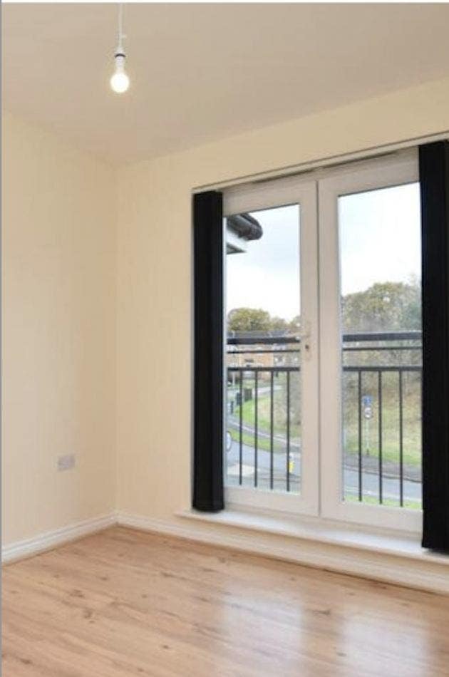 2 Bed Apartment Near Hospital & Town Centre Main Photo