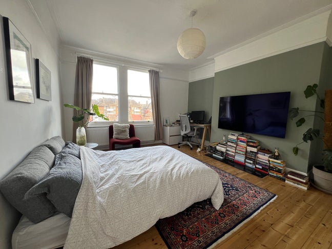 Bright Spacious Large Double Room Main Photo