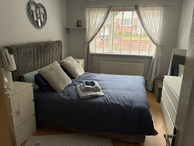 Spare room in homely ground floor maisonette  Main Photo