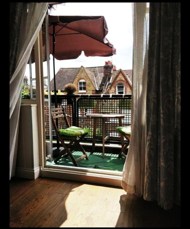 Spacious DBL room on Northcote road  Main Photo