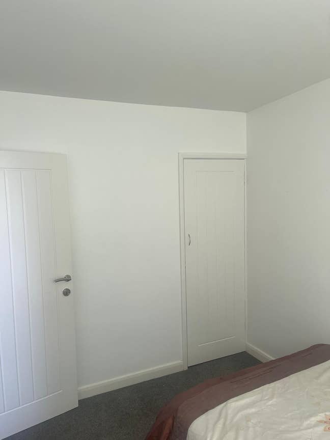 Spacious Double Room – Basildon Main Photo
